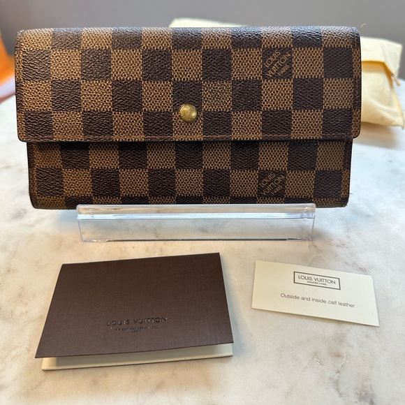 Louis Vuitton Damier Ebene Wallet - Picture 1 of 10
